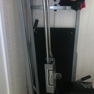 Gym set  - Dont work out anymore so want to sell it (Priset kan även sänkas)