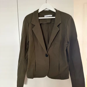 Kavaj - Copenhagen Luxe kavaj strl M/L men skulle säga att den är en XS/S🖤 fint skick!