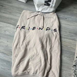 Hoodie - Storlek M väl använt, väldigt skön 