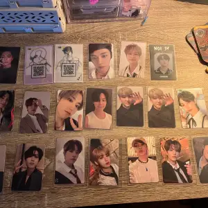 Photocards from skz,Enhypen,bts,Shinee,Seventeen.  When purchasing more than 2pc a package price can be made!  If you’re interested dm me and then we can discuss prices together!  Buyer’s responsible for shipping price! 💕🫶🏼