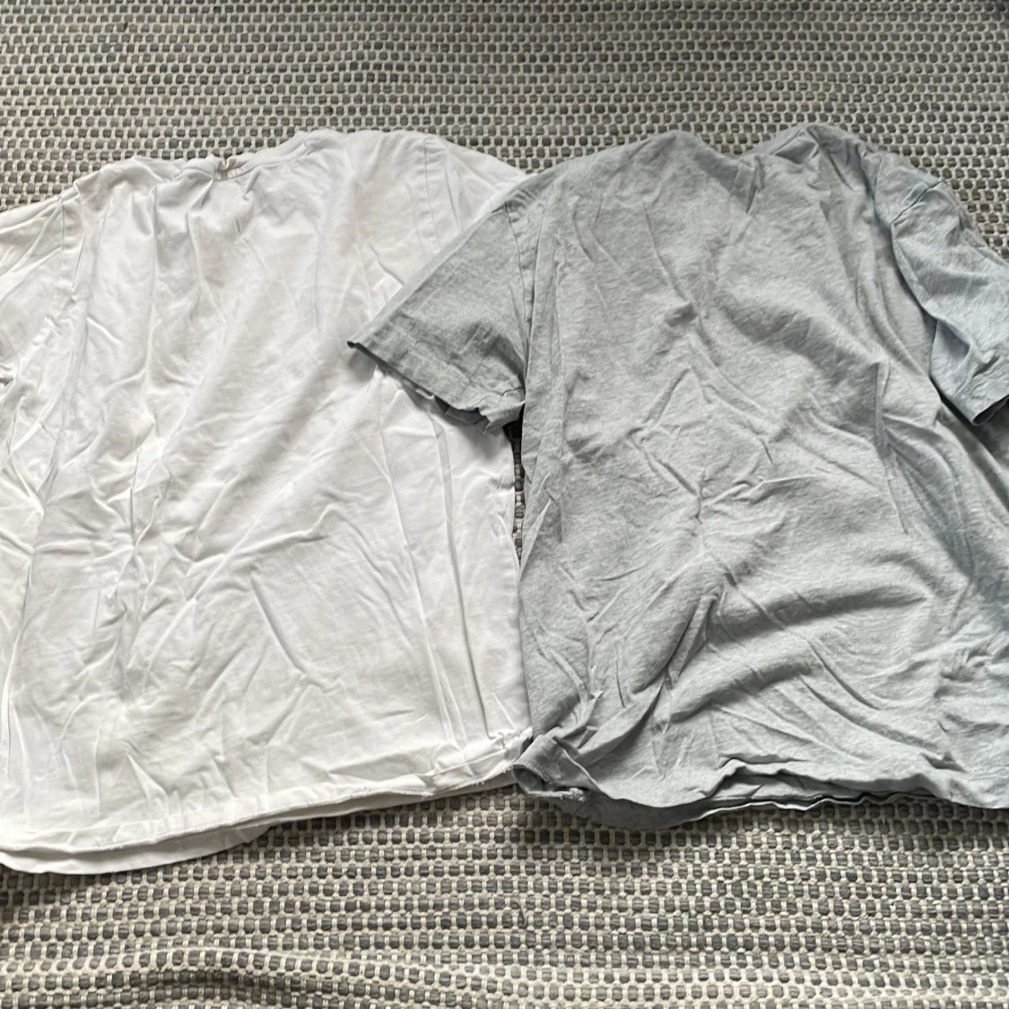 Två t-shirts från GANT - 90