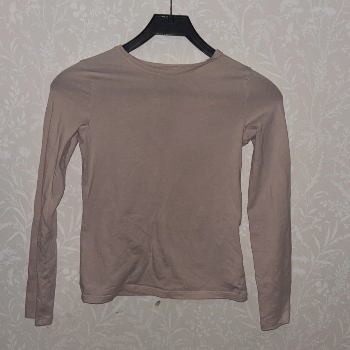 Hm lång armad tröja