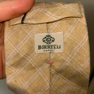 Borrelli  - Gul slips från borrelli