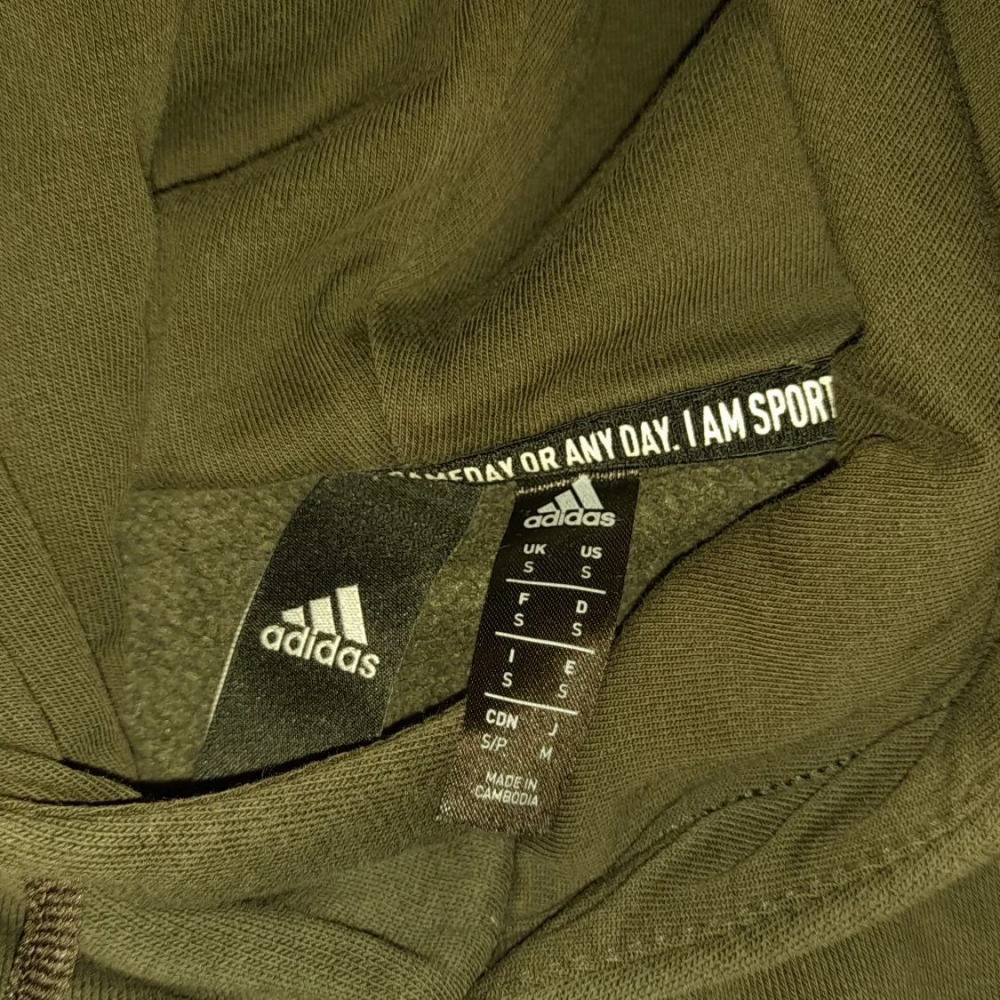 Olivgrön hoodie från Adidas - 93