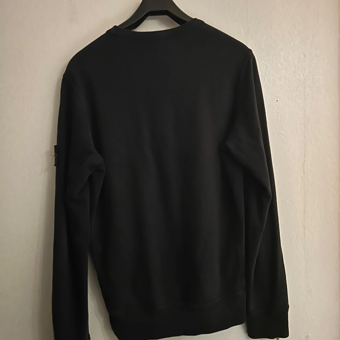 Svart tröja från Stone Island - 90