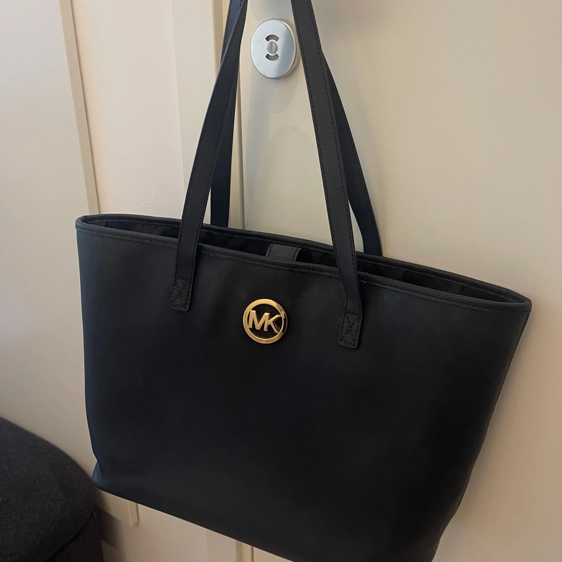 Svart axelväska från Michael Kors