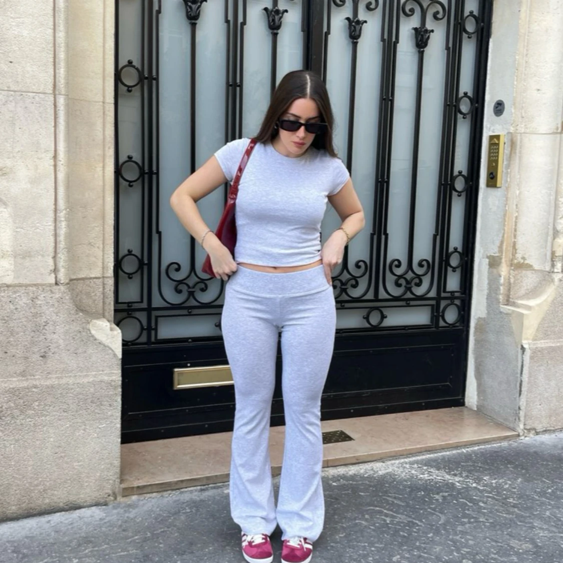 Gråa mjukisbyxor  - 1