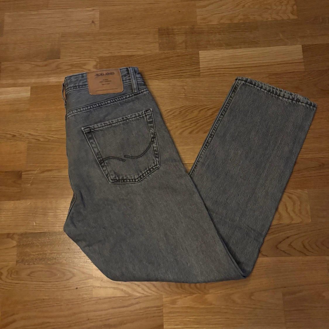 Grå jeans, Jack & Jones