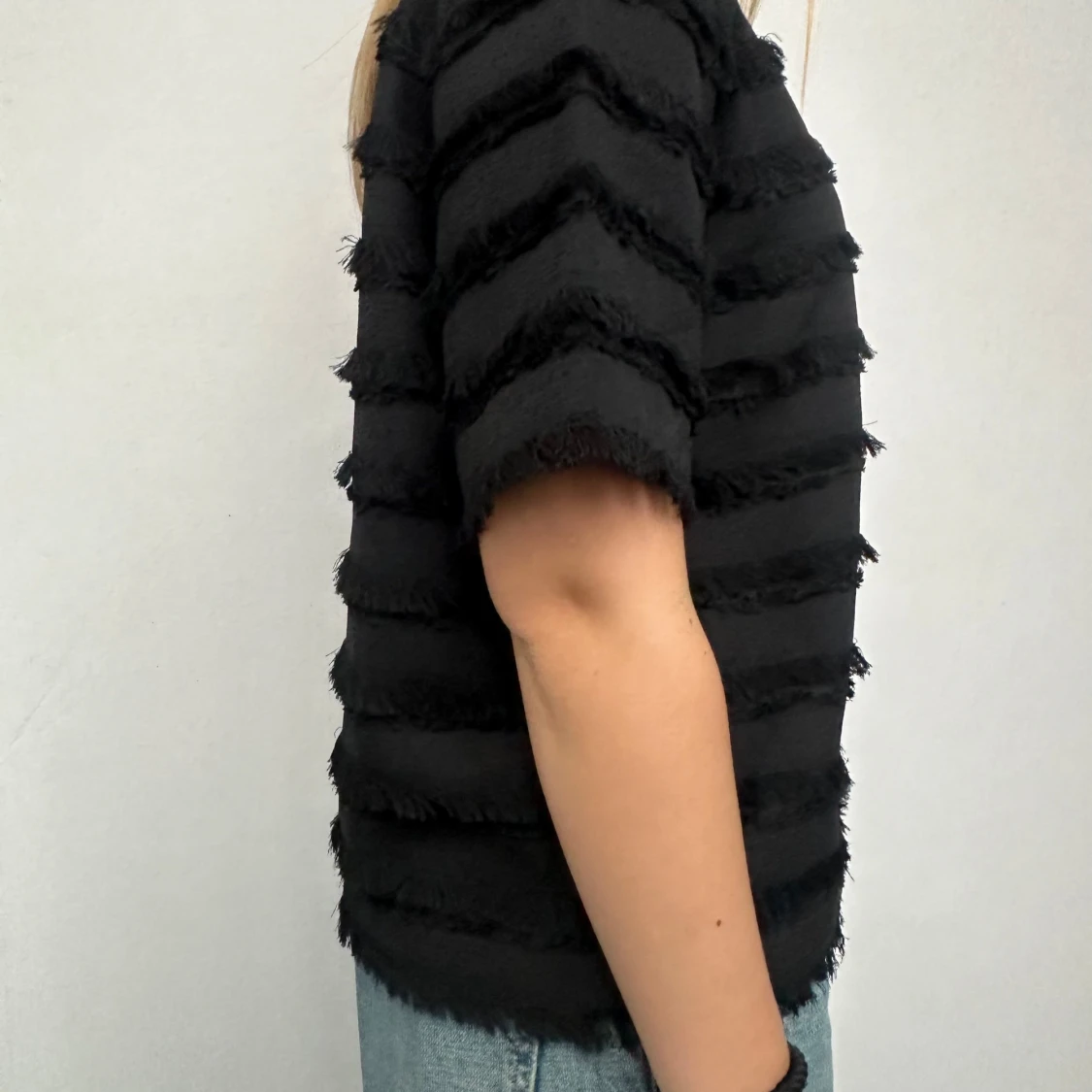 Svart randig topp - 1