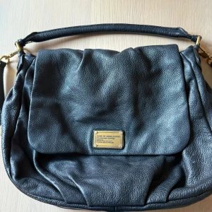 Marc by Marc Jacobs  väska - Marc by Marc Jacobs väska i bra skick