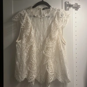 Zara topp vit - Vit zara topp oanvänd 