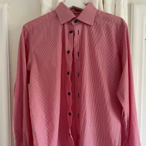 Eton stjorta - Eton stjorta slimfit i bra skick.