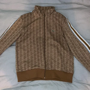 La coste zip - Helt ny la coste zip köpt i Spanien nerja för 1300 säljer för 1000 (kvitto finns)