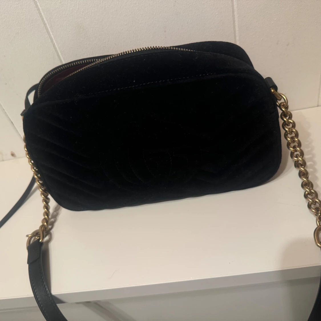 Äkta Gucci väska i velvet  som ny - 90