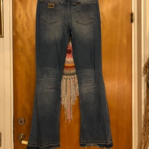 Bootcut jeans  - Passar st xs-S W29 L32 Sitter väldigt snyggt över  rumpan 