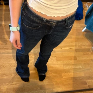 Snygga dieseljeans🥰 - Skitsnygga jeans från diesel med storleken w26 längd 34💕💕