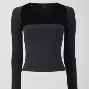 Mörkgrå långärmad topp - Denna fina långärmade topp köpte jag i julas, använt ett par fåtal gånger💕köpte för 259kr💕 inga defekter ser ut som ny!! (Skriv om bild på önskas) 