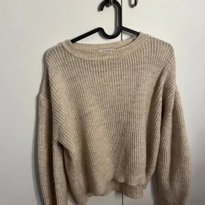 Chiquelle tröja - Säljer en tröja från Chiquelle, stl S. Hör av vid funderingar!
