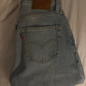 Levis 501 - Super fina jeans från Levis, storlek w23 L23