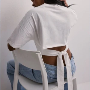 Slutsåld Nelly tshirt  - Slutsåld tshirt som är knappt använd och o nyskick. T-shirten är i storlek M. Väldigt trendig och populär. 