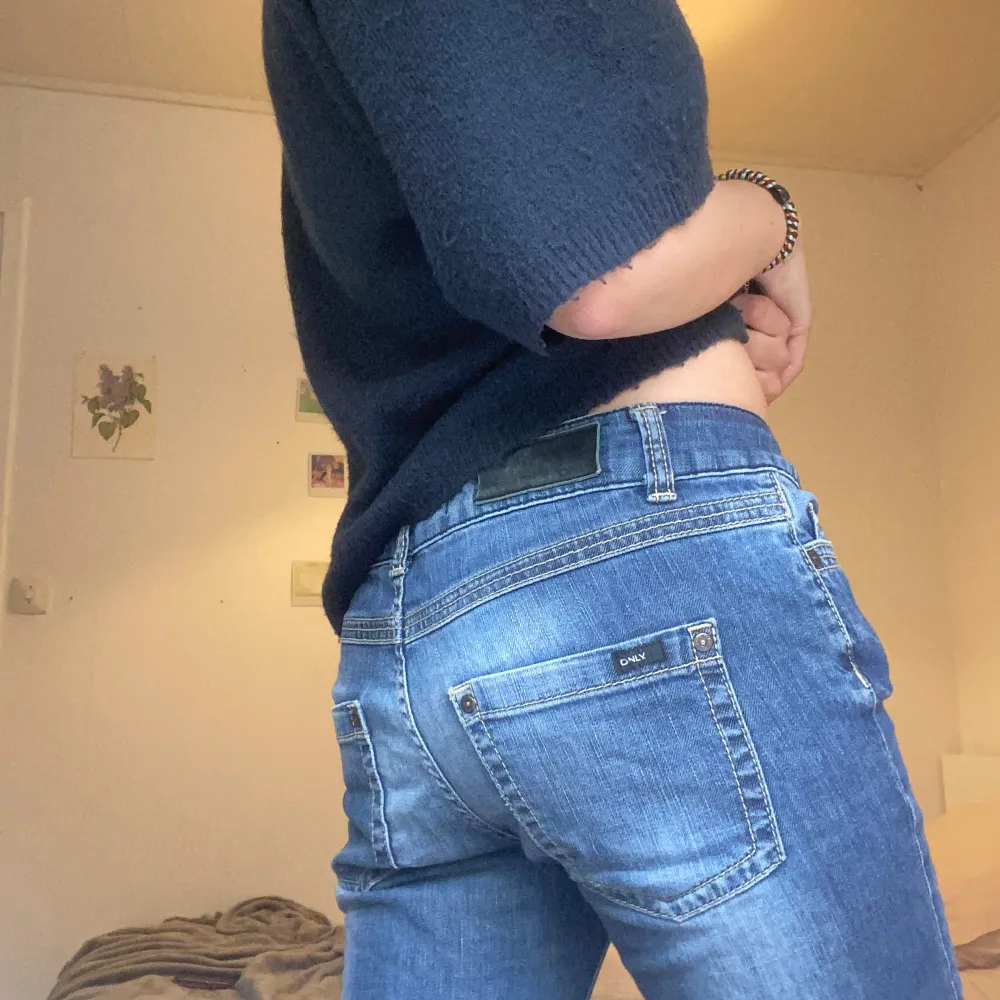 Jeans från only💕🔥 Midjemått: 42 Innerbenslängd: 82. Jeans & Byxor.