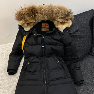 Parajumers jacka - Använd en vinter st xa