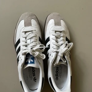Adidas Samba - Storlek 41 1/2
