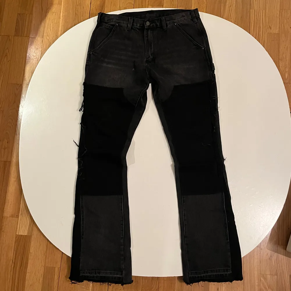 Använd ca 2 gånger. Jeans & Byxor.