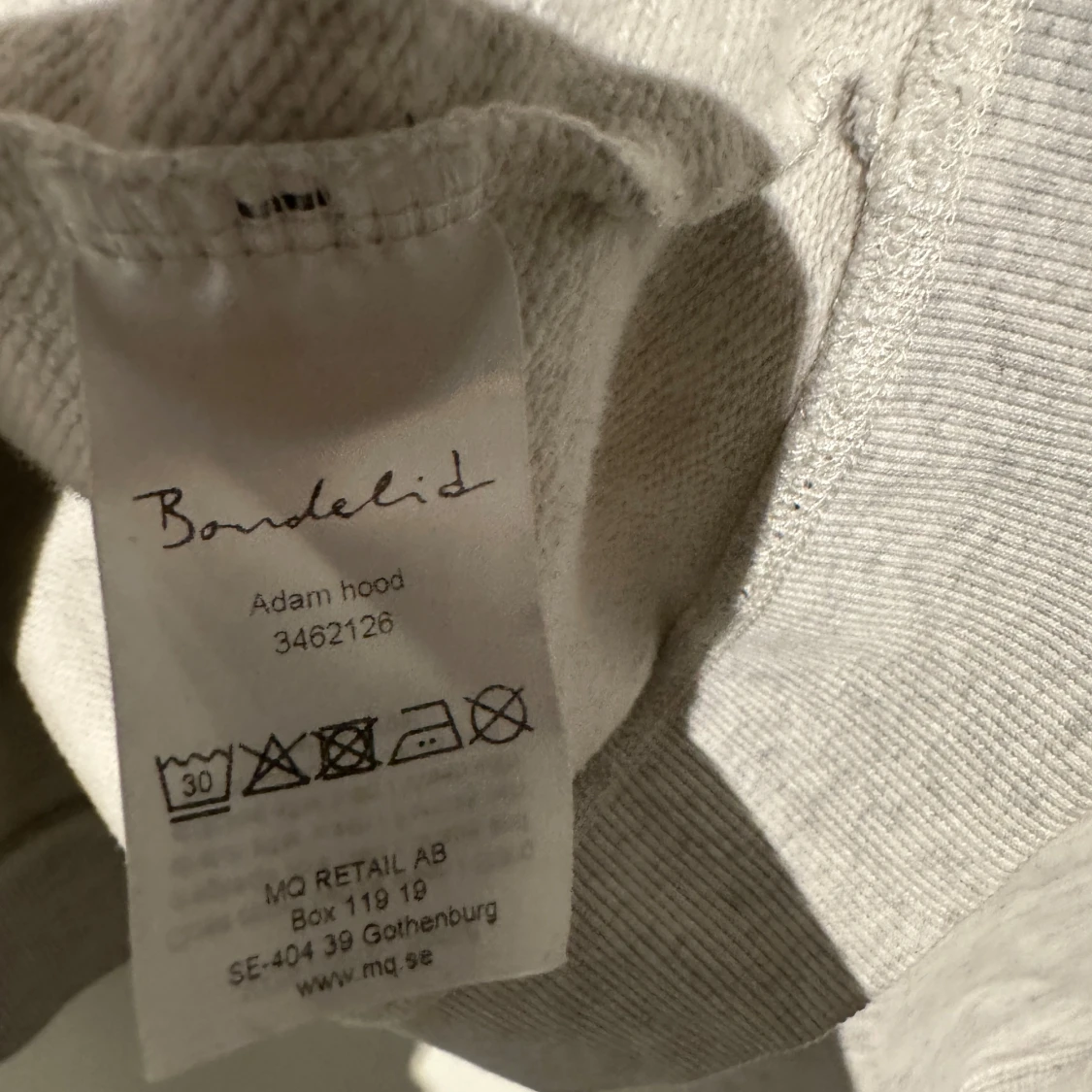 Grå hoodie från Bondelid - 91