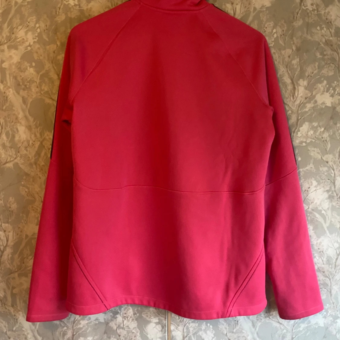 Rosa träningsjacka från Adidas - 91