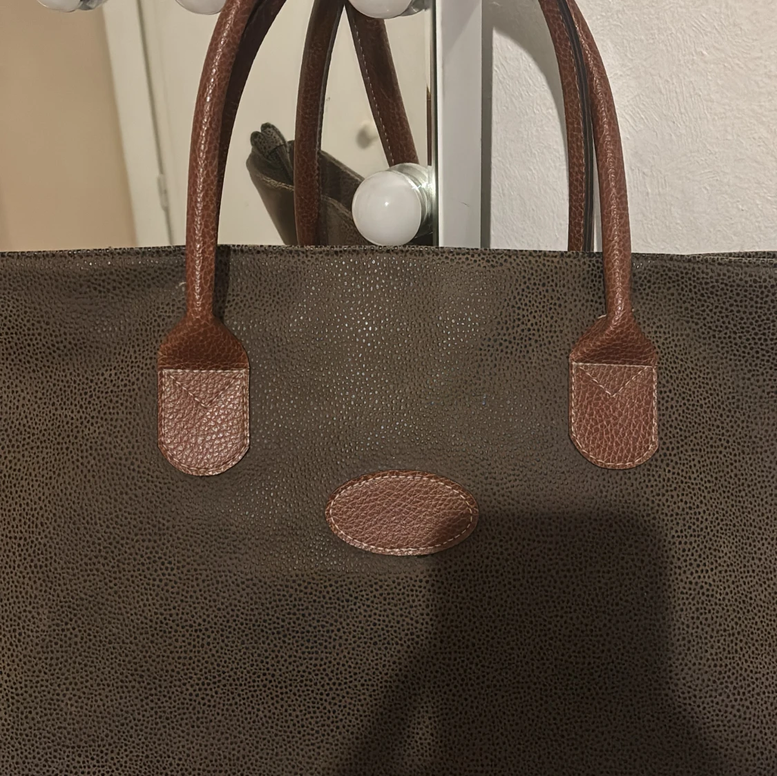 Brun shoppingväska med dragkedja - 90