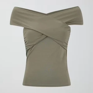 Offshoulder topp - Mycket fint skick, M men ganska tajt i storleken så passar även S 