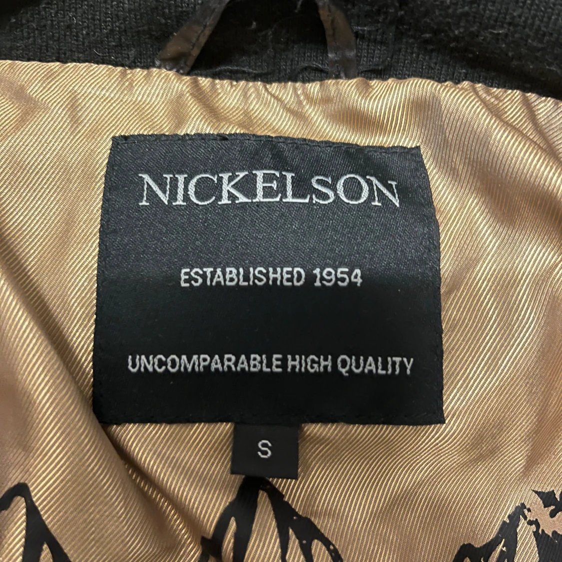 Svart pufferjacka - 92