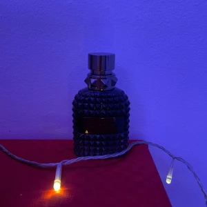 Valentina uomo intense  - 35/50ml kvar 