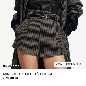Minishorts med hög midja - SÖKER!!! Storlek 34 eller 36