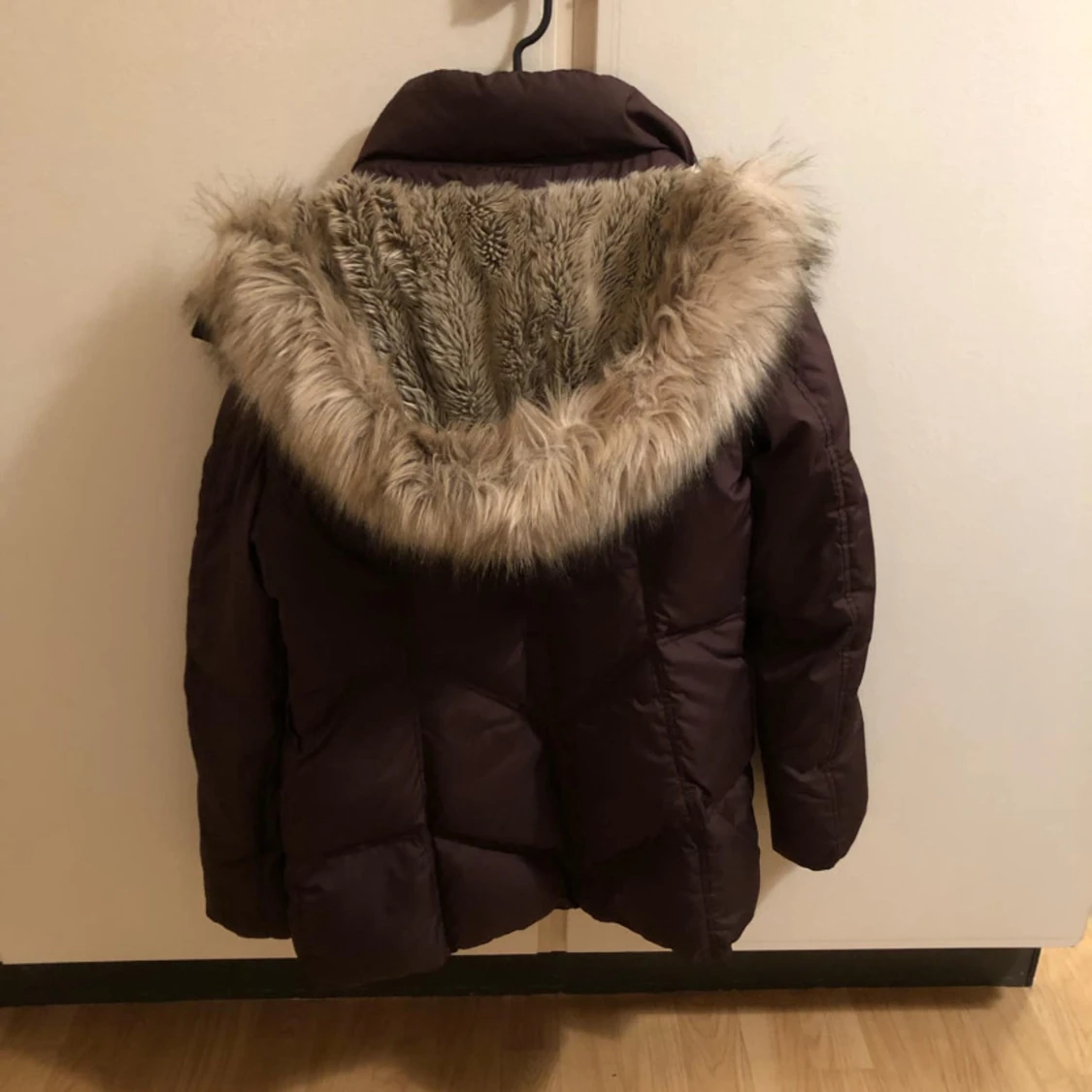 Brun dunjacka från Esprit - 90