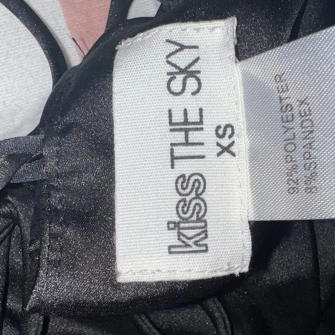 Svart långärmad topp från Kiss The Sky - 91