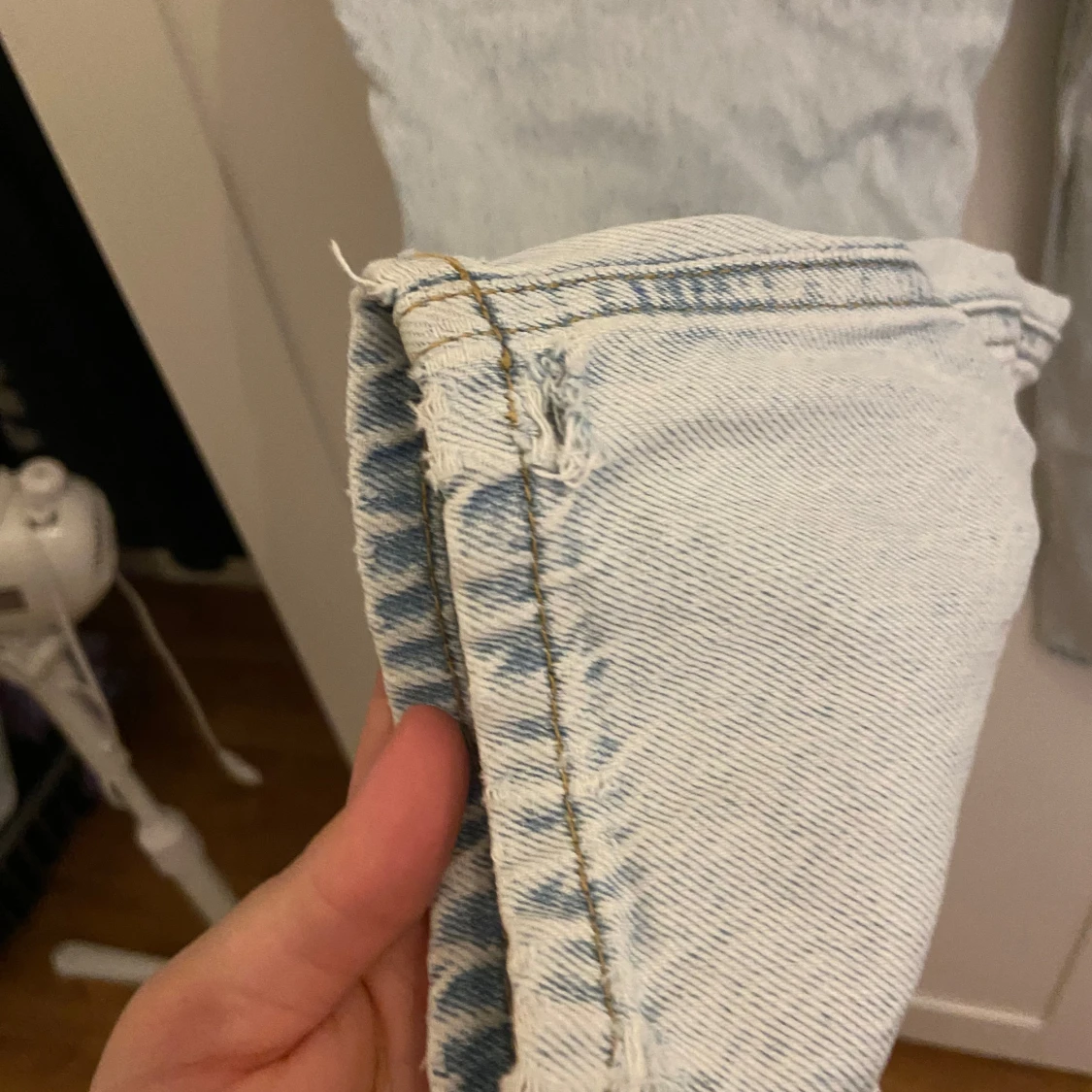 Ljusa jeans från Gina tricot  - 93