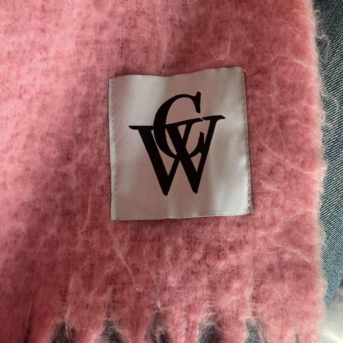 Rosa halsduk från Carin Wester - 91