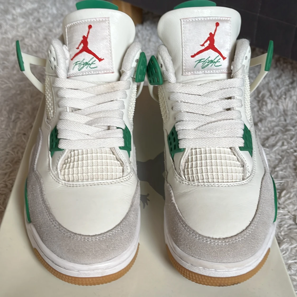 Nike Air Jordan 4 SB pine green