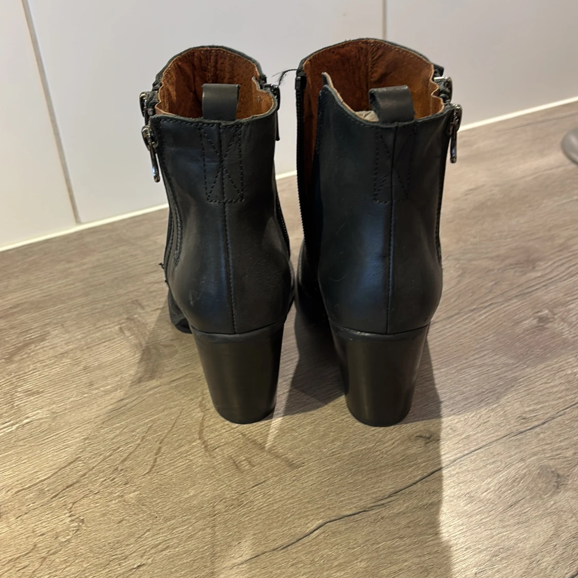 Svarta boots med dragkedja - 4