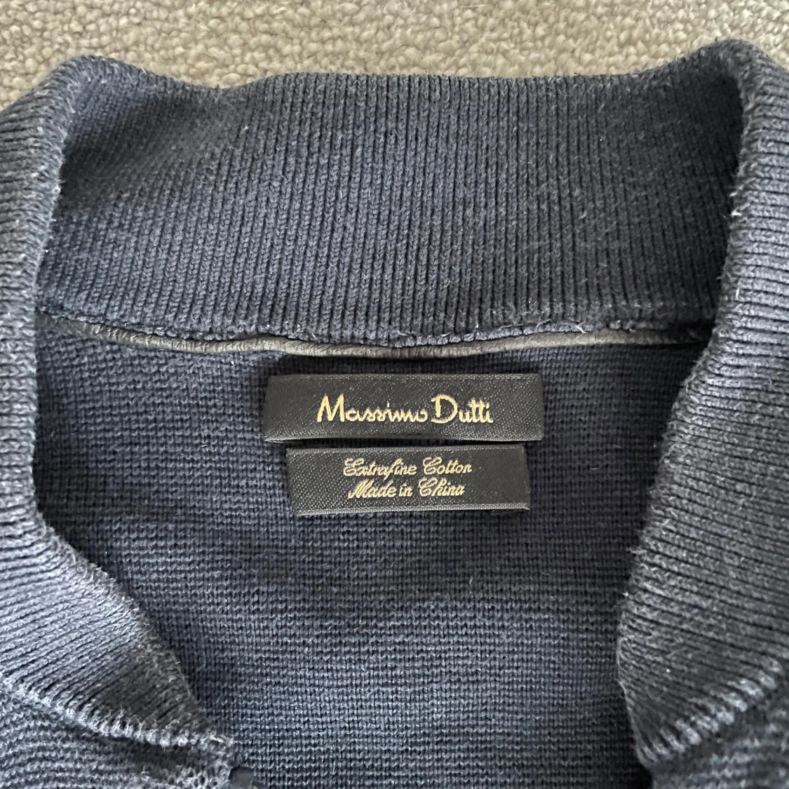 Mörkblå bomullströja från Massimo Dutti - 1