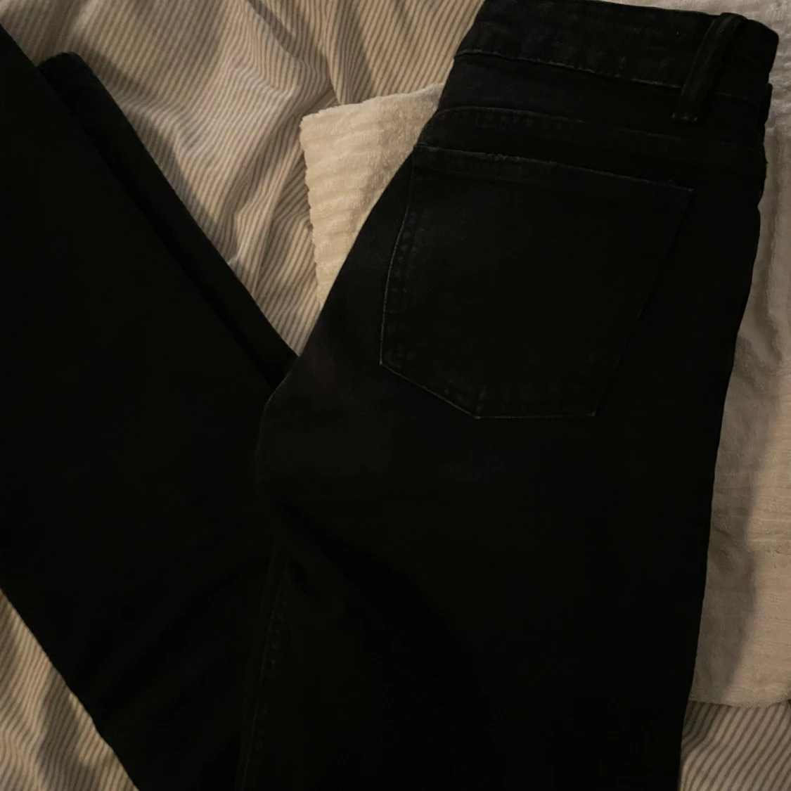 Svarta jeans från Zara - 1
