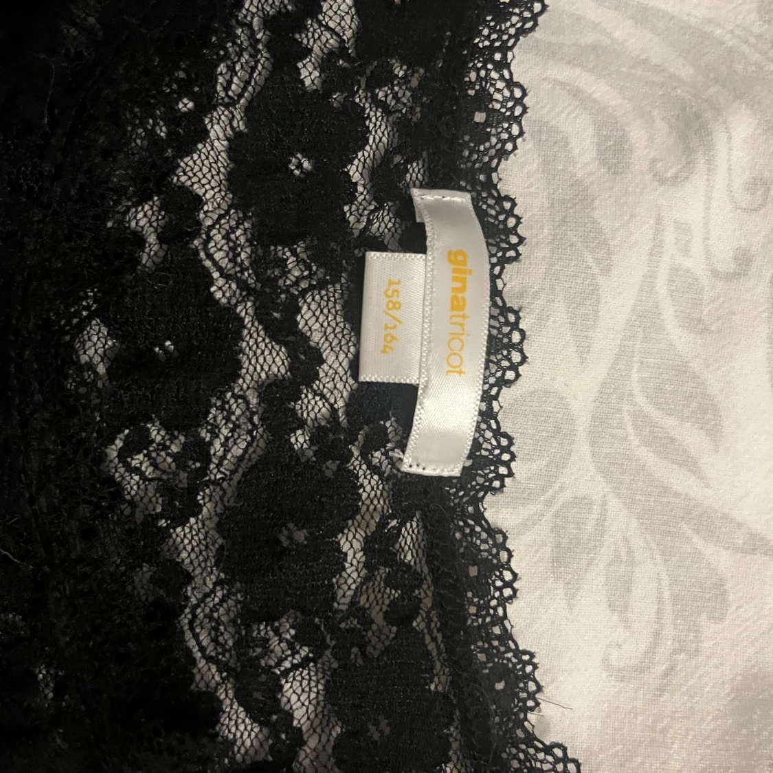 Spets linne från Gina Young - 1