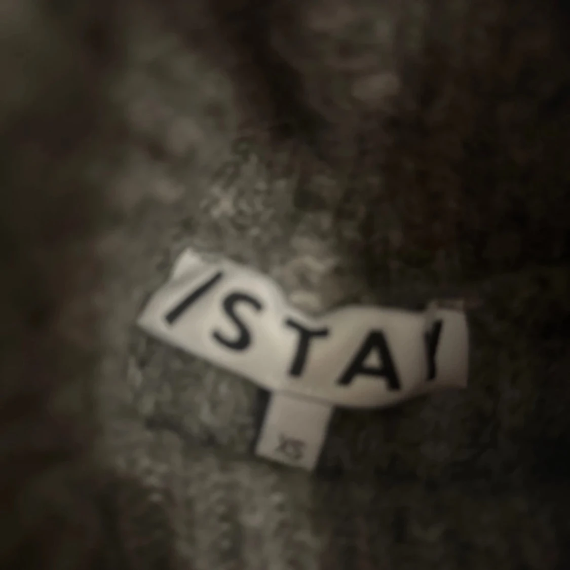 Grå stickad väst från Istay  - 2