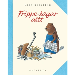 Frippe lagar allt (inbunden) - Frippe tar över Castors verkstad ett tag. Det kommer en massa olika kunder med saker som de vill att Frippe ska laga. Trots att Frippe inte är så bra på att laga blir kunderna nöjda. För varje sak han lagar får han några prylar över. Prylar som visar sig vara utmärkta att ha sen. (3-6 år)    Format Inbunden   Omfång 36 sidor   Språk Svenska   Förlag Alfabeta   Utgivningsdatum 2011-04-29   Medverkande Lars Klinting   ISBN 9789150113518  