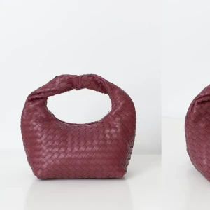 Väska - Super populär väska från GinaTricot, slutsåld på hemsidan. 