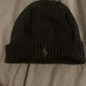 Ralph lauren mössa  - 10/10 skick 