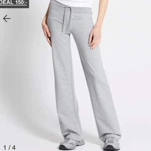 Byxor  - Trendiga lager byxorna som ja aldrig använder . 💞