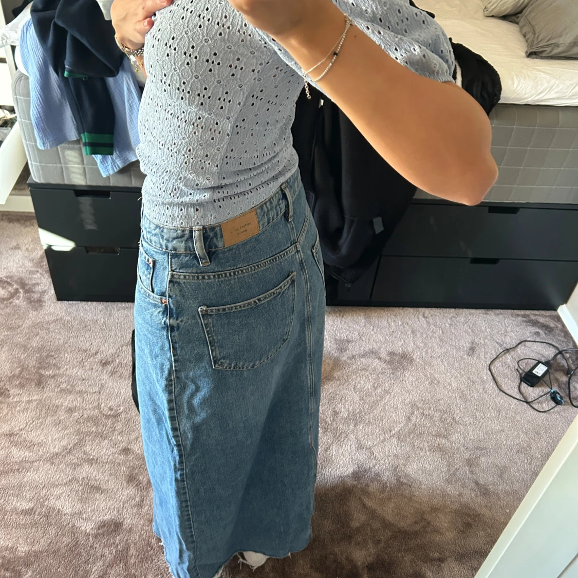 Lång Jeanskjol med slits - 90